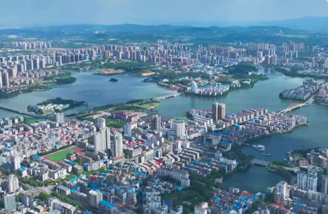 20日开考!鄂州市2026年中考考点公布-第9张图片-四季读书网 20日开考!鄂州市2026年中考考点公布-第9张图片-四季读书网
