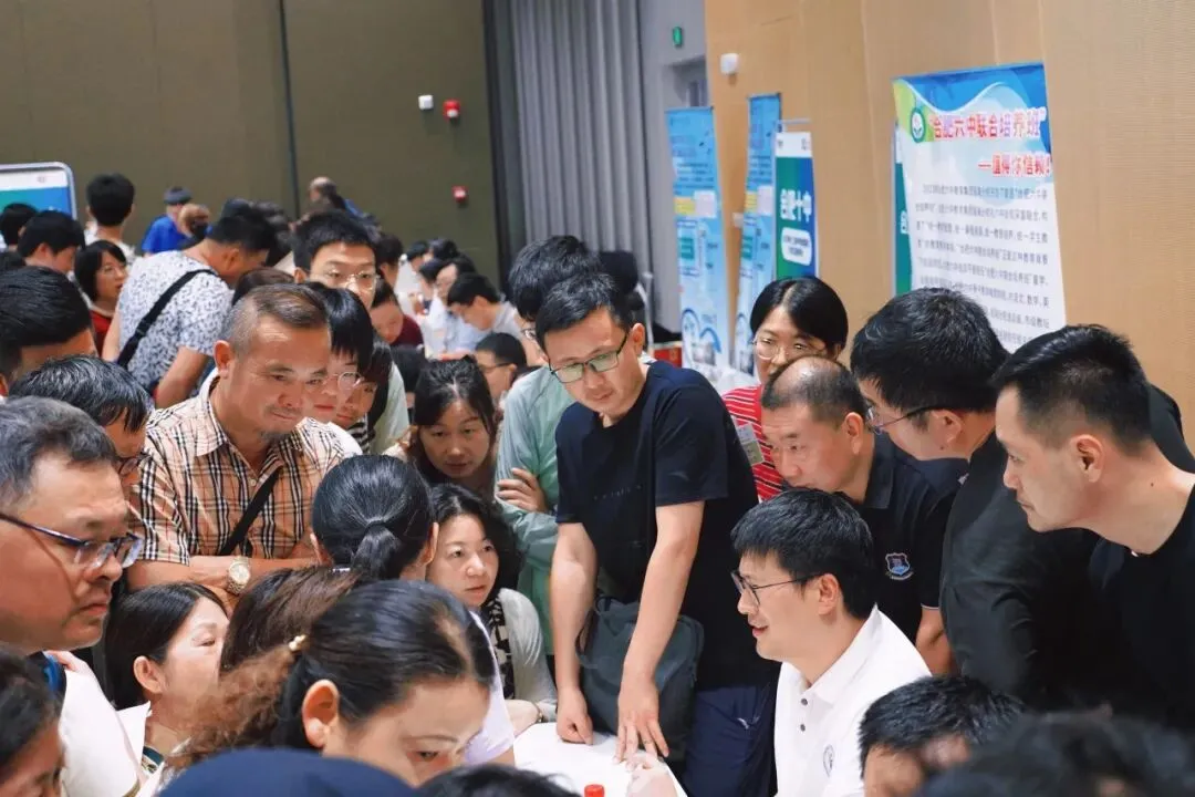 中考志愿别瞎填!合肥20多所省示范招生办集体到场!中考志愿填报会赶快报名-第4张图片-四季读书网 中考志愿别瞎填!合肥20多所省示范招生办集体到场!中考志愿填报会赶快报名-第4张图片-四季读书网