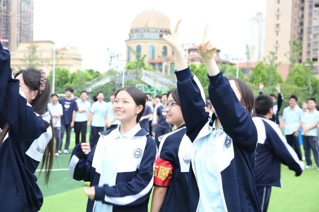 暖心赋能,蓄力中考|放轻松、铆足劲,初三少年全力冲刺!-第9张图片-四季读书网 暖心赋能,蓄力中考|放轻松、铆足劲,初三少年全力冲刺!-第9张图片-四季读书网
