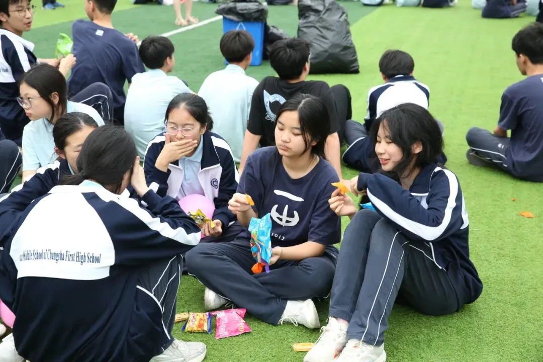 暖心赋能,蓄力中考|放轻松、铆足劲,初三少年全力冲刺!-第21张图片-四季读书网 暖心赋能,蓄力中考|放轻松、铆足劲,初三少年全力冲刺!-第21张图片-四季读书网