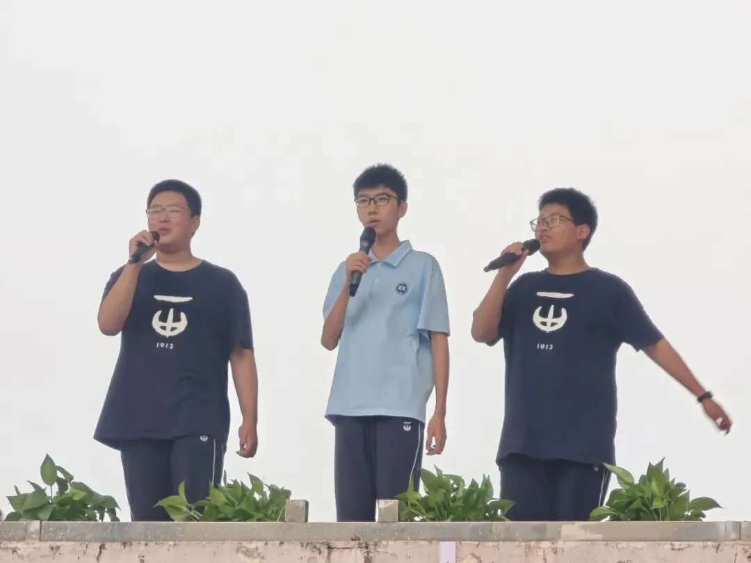 暖心赋能,蓄力中考|放轻松、铆足劲,初三少年全力冲刺!-第36张图片-四季读书网 暖心赋能,蓄力中考|放轻松、铆足劲,初三少年全力冲刺!-第36张图片-四季读书网