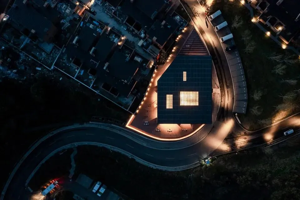 【快题改图日志】建筑学考研春季快题营·当代艺术中心设计(湖南大学2025年)-第23张图片-四季读书网