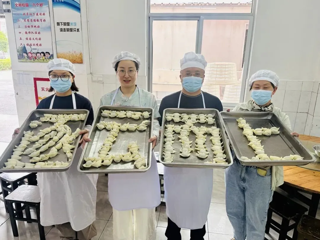 暖心护航 筑梦中考——云阳学校2026年中考顺利开考-第25张图片-四季读书网 暖心护航 筑梦中考——云阳学校2026年中考顺利开考-第25张图片-四季读书网