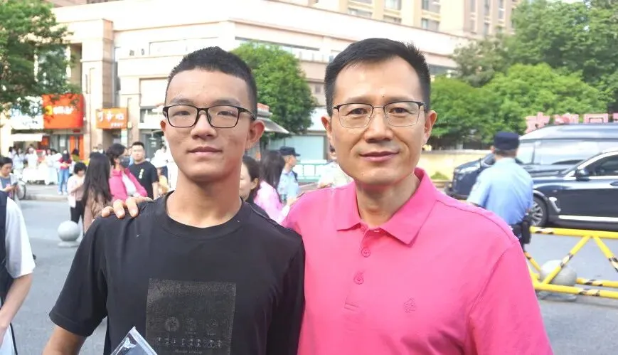 中考第一天 | 哇!作文题“飞地”出炉,又是专为园区校出的吗?-第14张图片-四季读书网 中考第一天 | 哇!作文题“飞地”出炉,又是专为园区校出的吗?-第14张图片-四季读书网