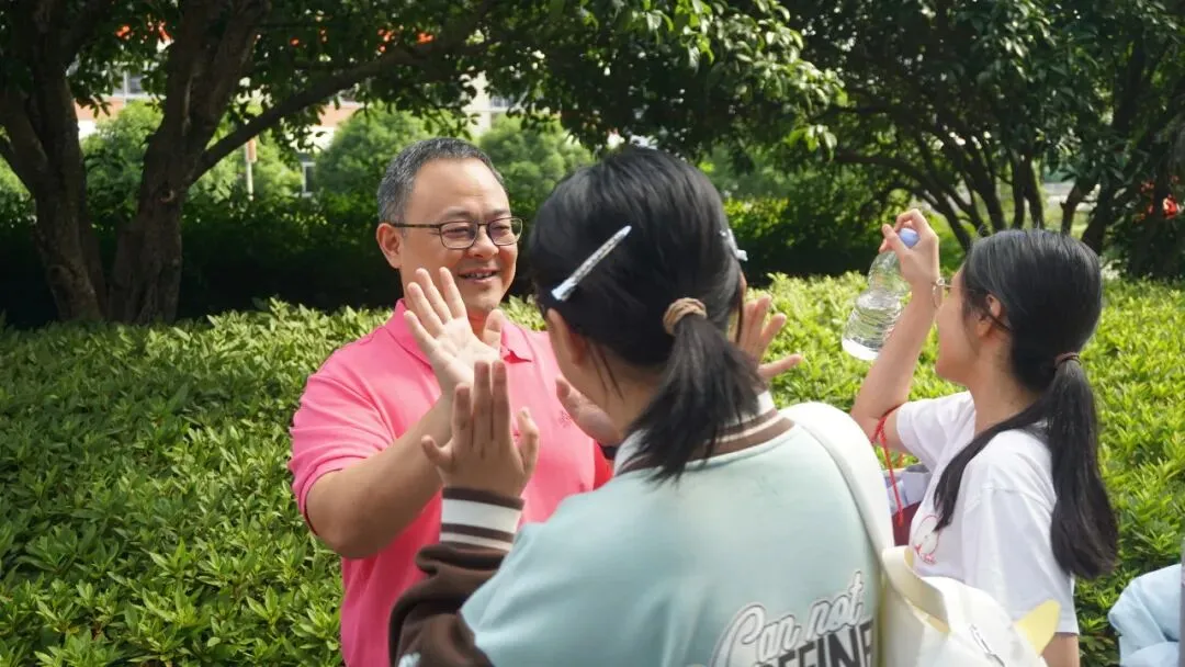 中考第一天 | 哇!作文题“飞地”出炉,又是专为园区校出的吗?-第71张图片-四季读书网 中考第一天 | 哇!作文题“飞地”出炉,又是专为园区校出的吗?-第71张图片-四季读书网