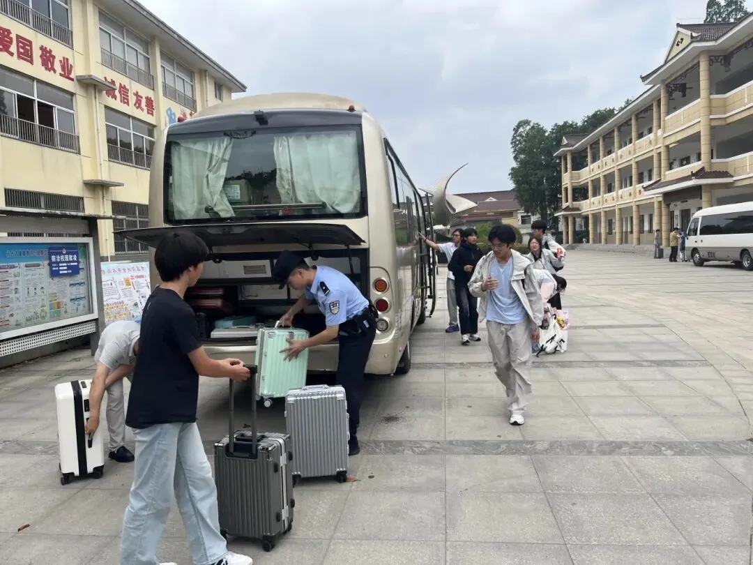 中考落幕!天长公安圆满“交卷”-第14张图片-四季读书网 中考落幕!天长公安圆满“交卷”-第14张图片-四季读书网
