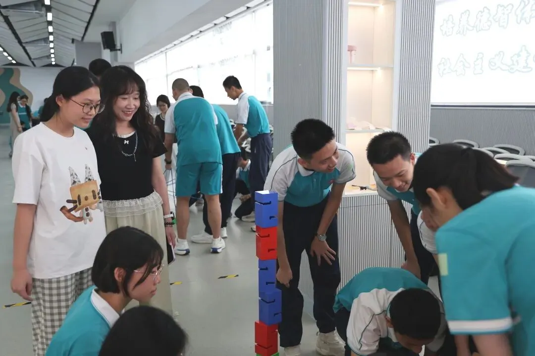 塑造从容应考心,蓄力冲刺中考路|广州市五中附属初级中学2026届初三学生考前心理团康活动-第43张图片-四季读书网 塑造从容应考心,蓄力冲刺中考路|广州市五中附属初级中学2026届初三学生考前心理团康活动-第43张图片-四季读书网