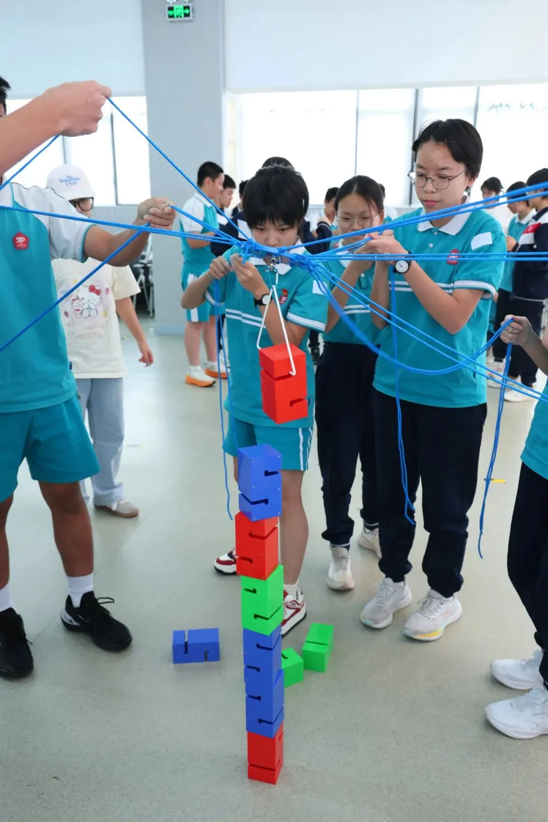 塑造从容应考心,蓄力冲刺中考路|广州市五中附属初级中学2026届初三学生考前心理团康活动-第50张图片-四季读书网 塑造从容应考心,蓄力冲刺中考路|广州市五中附属初级中学2026届初三学生考前心理团康活动-第50张图片-四季读书网