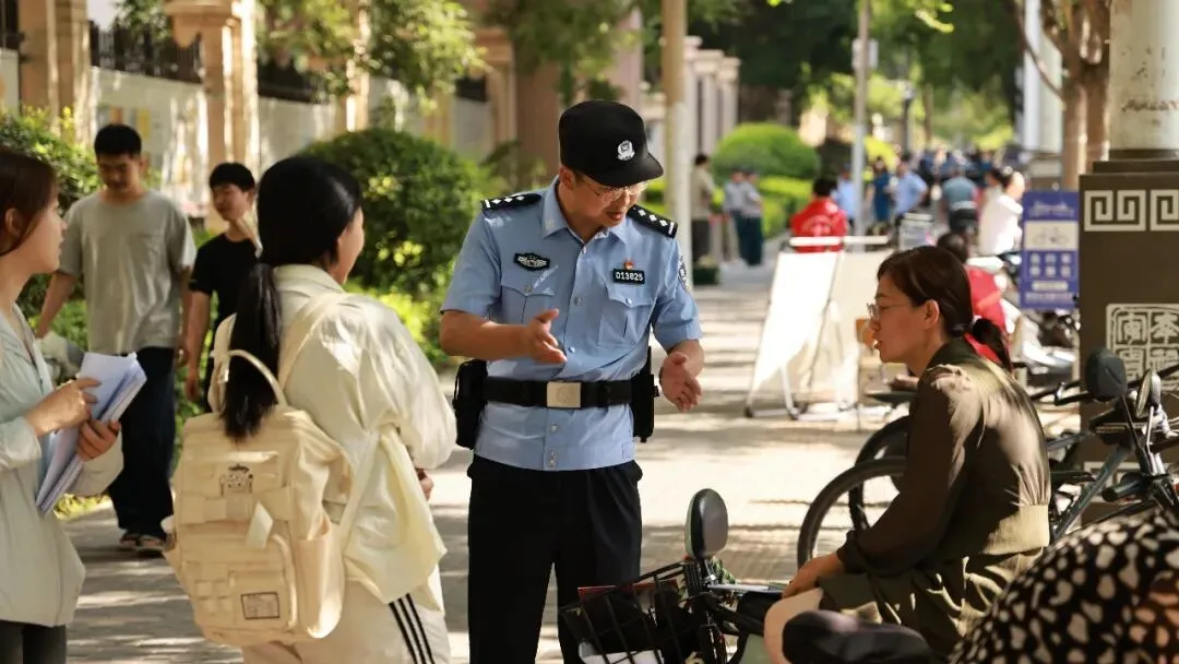“警”随中考,为梦护航!-第7张图片-四季读书网 “警”随中考,为梦护航!-第7张图片-四季读书网