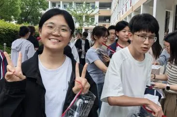 以三年时光,赴一场中考之约--少年执笔逐梦,前路自有星光-第38张图片-四季读书网
