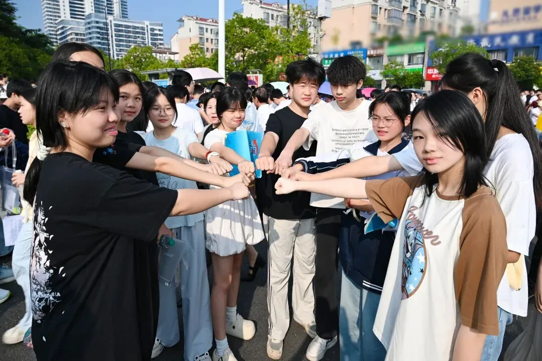 宜春少年,必胜!直击中考首日��-第20张图片-四季读书网