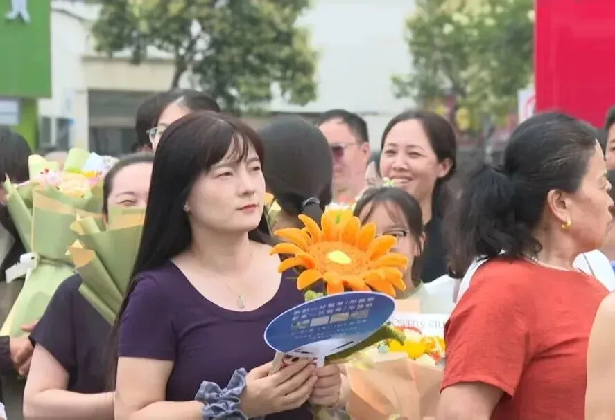 中考落幕!恭喜你,闯关成功……-第9张图片-四季读书网 中考落幕!恭喜你,闯关成功……-第9张图片-四季读书网