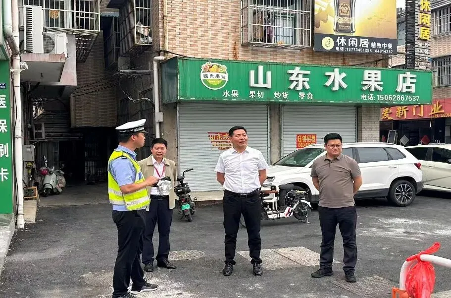【工作动态】多部门联动护航中考 暖心保障助力逐梦——三垛初点全力筑牢安全保障防线-第22张图片-四季读书网
