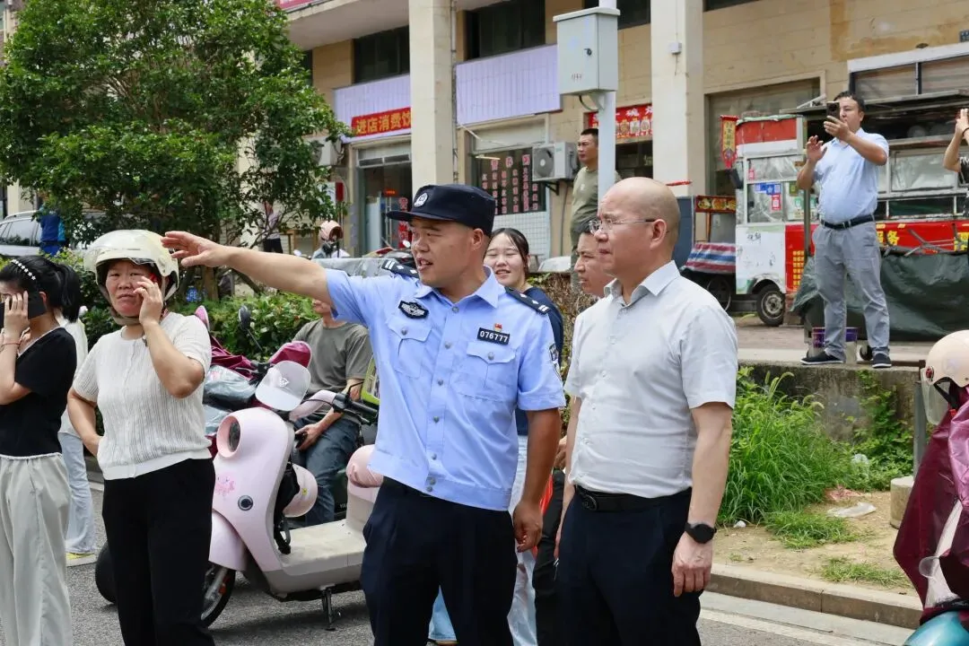 守护中考,石城公安“已就位”!-第3张图片-四季读书网 守护中考,石城公安“已就位”!-第3张图片-四季读书网