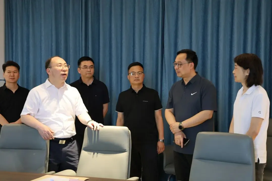 细致检查压实责任 全力护航2026年中考-第5张图片-四季读书网