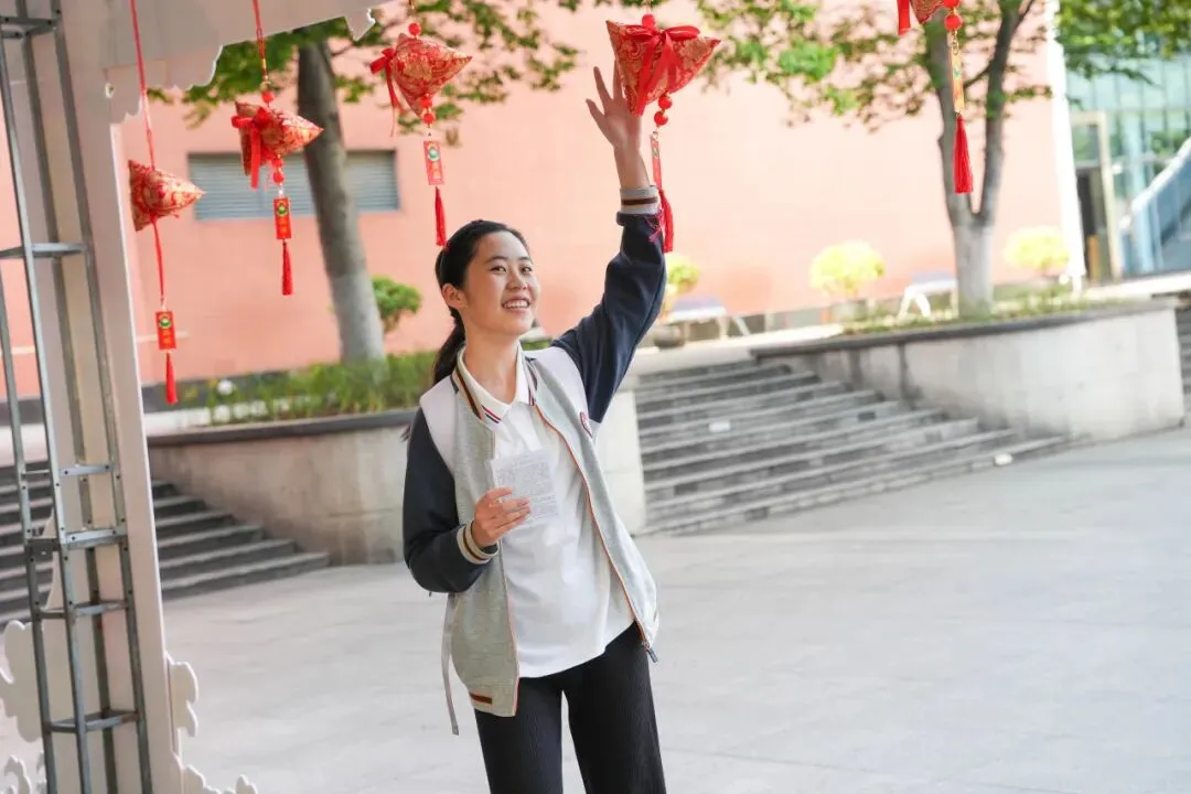 中考首日|乘风启卷,笔下生花-第27张图片-四季读书网 中考首日|乘风启卷,笔下生花-第27张图片-四季读书网