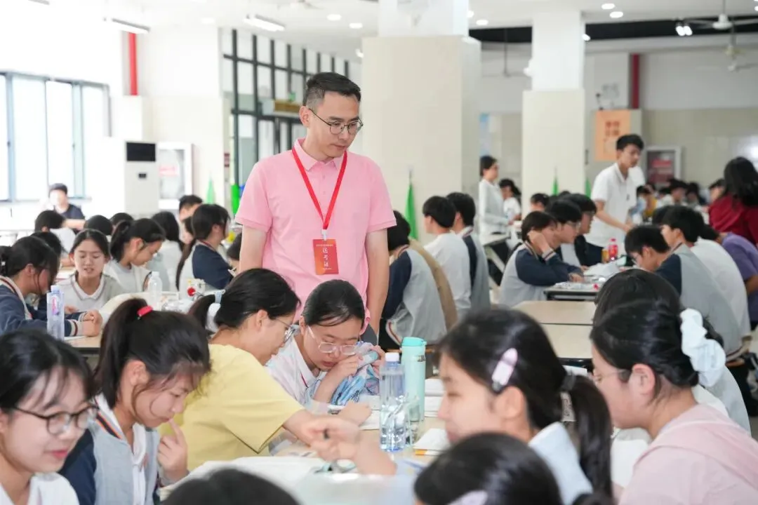 中考首日|乘风启卷,笔下生花-第39张图片-四季读书网 中考首日|乘风启卷,笔下生花-第39张图片-四季读书网