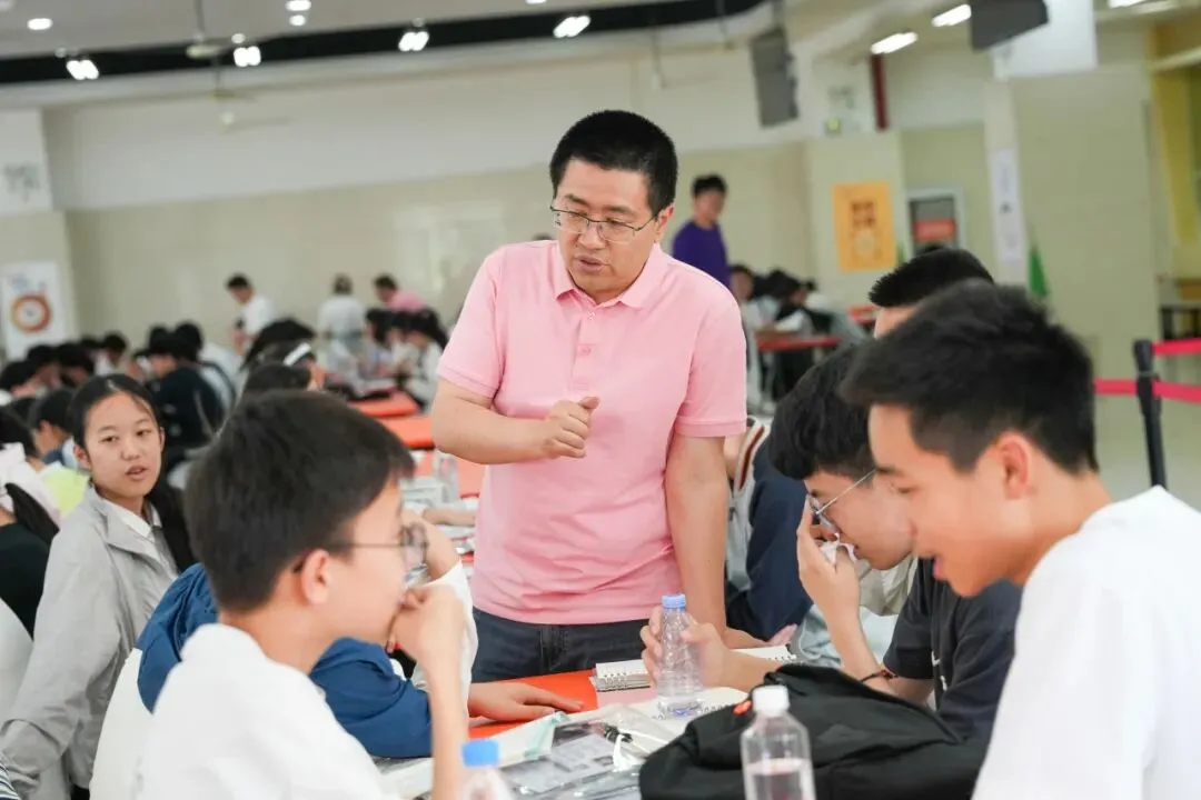 中考首日|乘风启卷,笔下生花-第40张图片-四季读书网 中考首日|乘风启卷,笔下生花-第40张图片-四季读书网