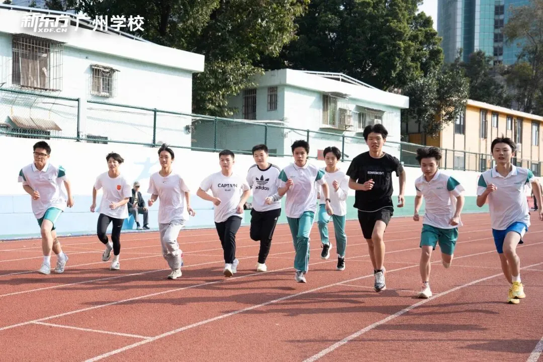 好燃!回顾2026届中考学子的高光时刻!-第32张图片-四季读书网