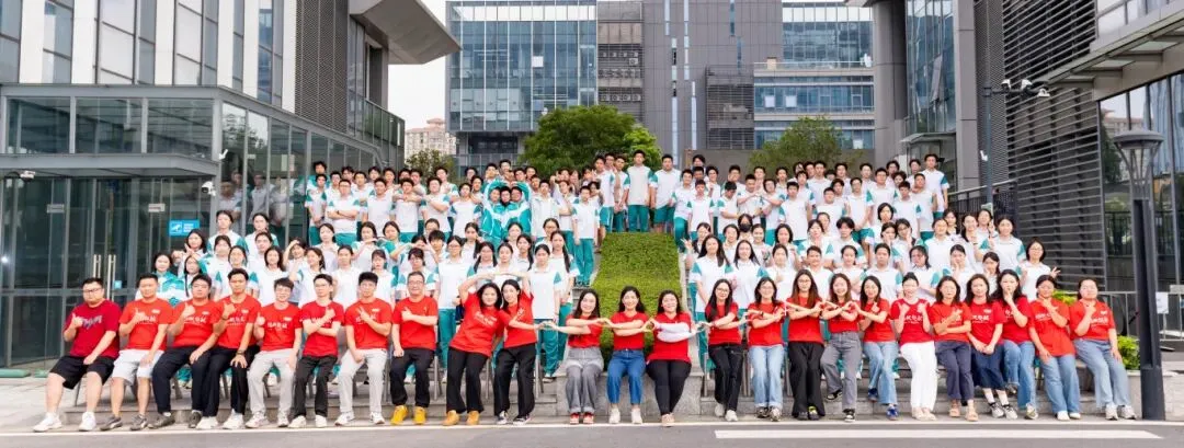 好燃!回顾2026届中考学子的高光时刻!-第66张图片-四季读书网