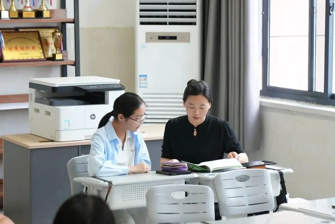 普学汇志|2026届中考备考冲刺纪实-第37张图片-四季读书网 普学汇志|2026届中考备考冲刺纪实-第37张图片-四季读书网