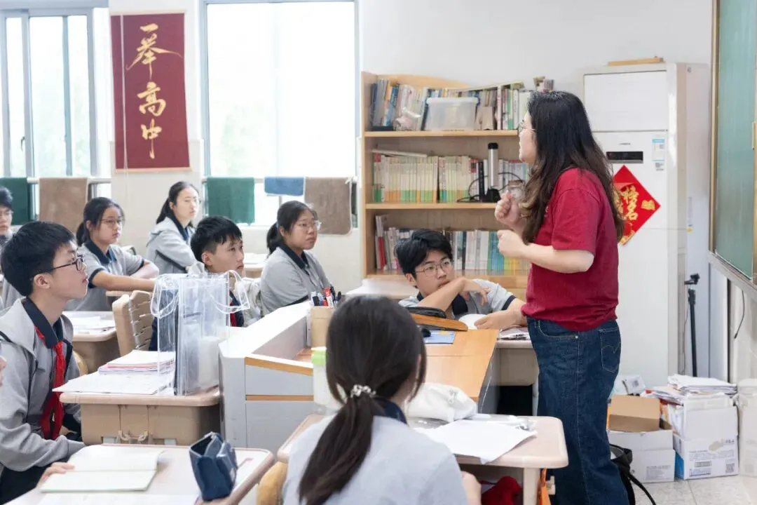 中考·一扬帆|晨光万里护征程 叶中学子试剑芒-第68张图片-四季读书网 中考·一扬帆|晨光万里护征程 叶中学子试剑芒-第68张图片-四季读书网