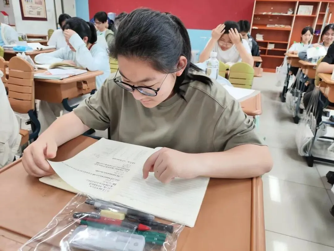 中考首日,少年登场!-第13张图片-四季读书网