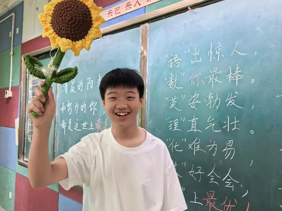 中考首日,少年登场!-第14张图片-四季读书网