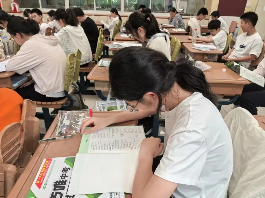中考首日,少年登场!-第15张图片-四季读书网