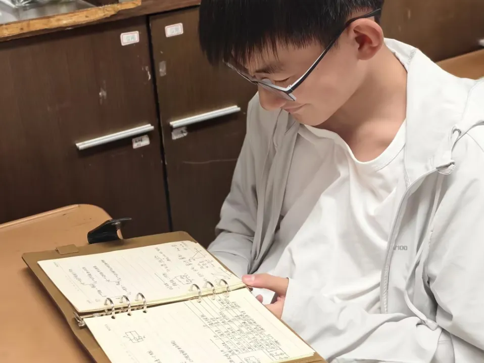中考首日,少年登场!-第19张图片-四季读书网