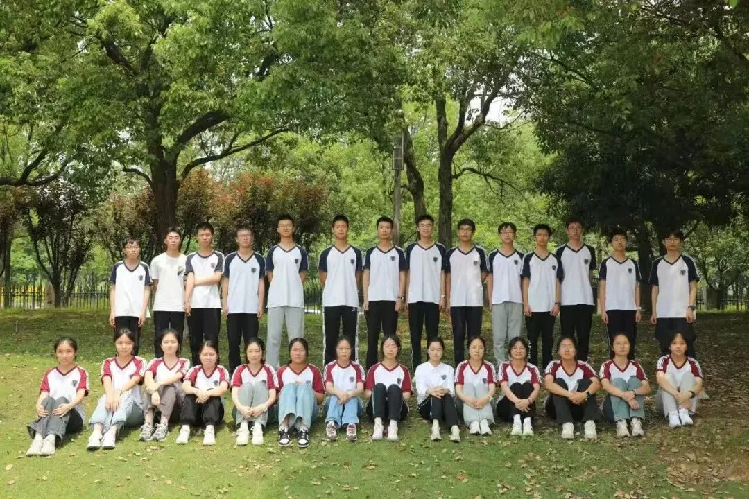 【金华四中篇】“我为母校送中考祝福” | 轻装策马越雄关-第6张图片-四季读书网 【金华四中篇】“我为母校送中考祝福” | 轻装策马越雄关-第6张图片-四季读书网