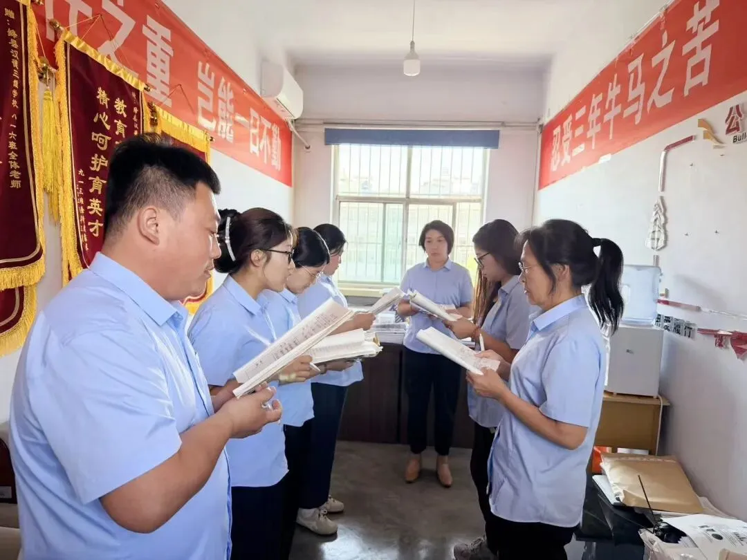 【校园新闻】中考冲刺路 师者伴我行 | 绛县汉德三维学校中考教师护航纪实-第13张图片-四季读书网