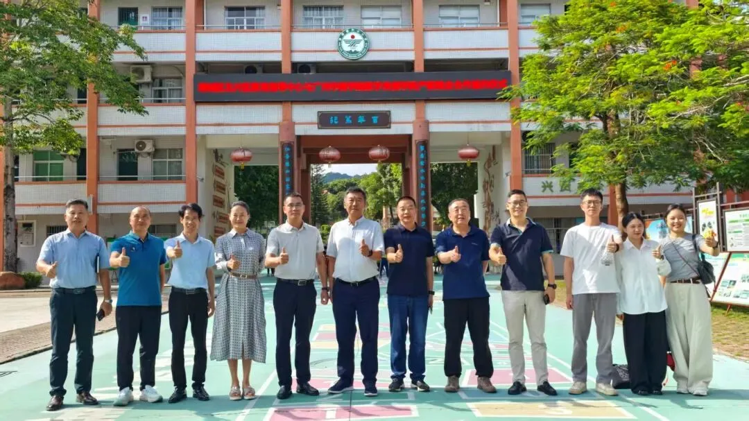 双向赋能促融合,真题实做育人才——广州华商学院数字传播学院与增城区北片区教育指导中心签署产教融合框架合作协议-第8张图片-四季读书网