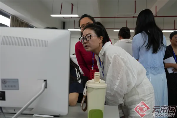 175万份试卷!云南高考评卷进行中,预计6月25日公布录取最低控制分数线-第3张图片-四季读书网 175万份试卷!云南高考评卷进行中,预计6月25日公布录取最低控制分数线-第3张图片-四季读书网