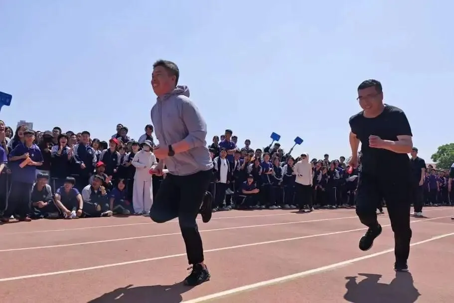 青县清州镇实验中学2026年中考直通车-第49张图片-四季读书网 青县清州镇实验中学2026年中考直通车-第49张图片-四季读书网