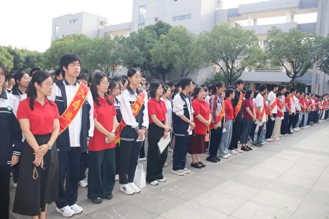 中考加油! | 执少年笔墨,绘青春华章-第19张图片-四季读书网 中考加油! | 执少年笔墨,绘青春华章-第19张图片-四季读书网