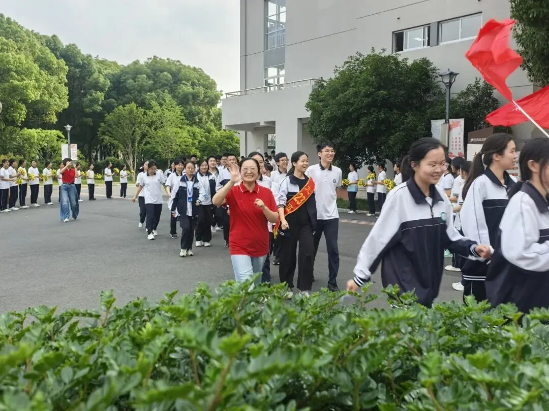 中考加油! | 执少年笔墨,绘青春华章-第22张图片-四季读书网 中考加油! | 执少年笔墨,绘青春华章-第22张图片-四季读书网