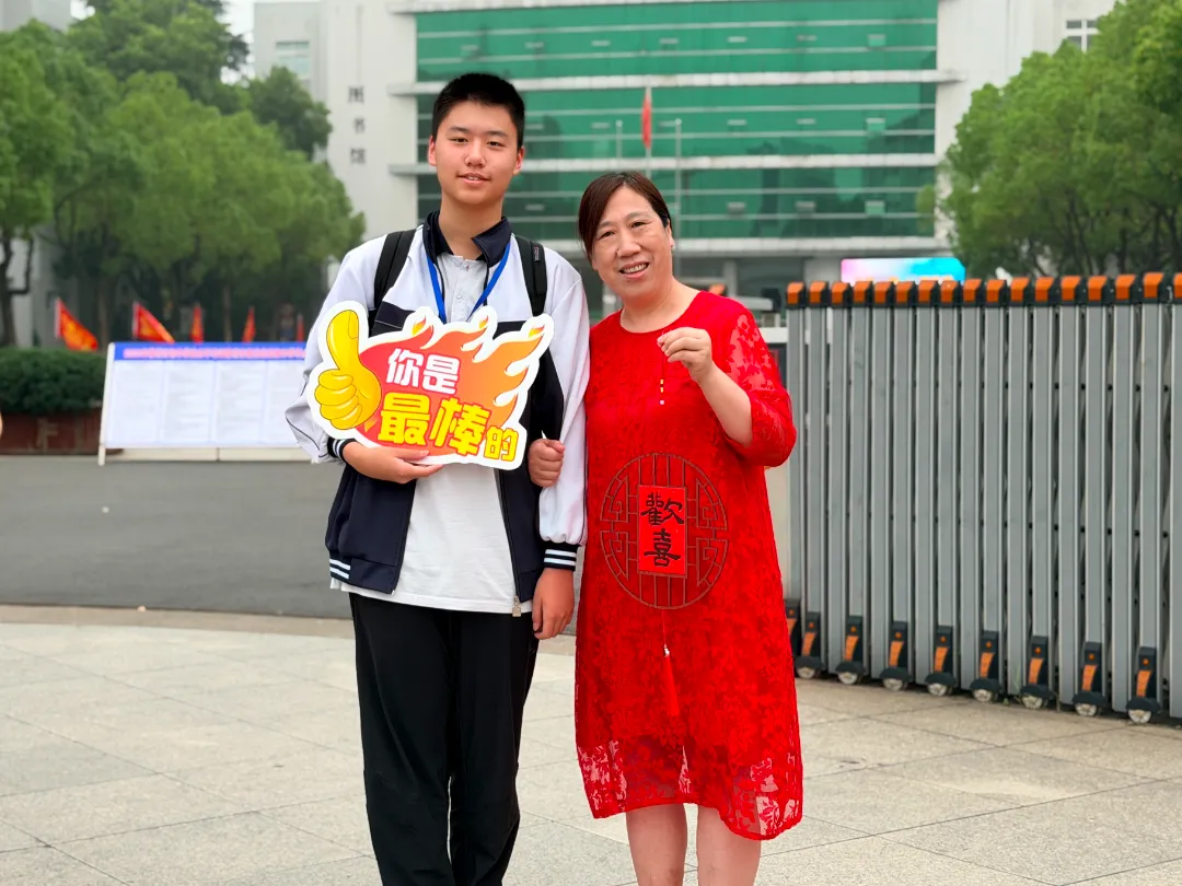 中考加油! | 执少年笔墨,绘青春华章-第32张图片-四季读书网 中考加油! | 执少年笔墨,绘青春华章-第32张图片-四季读书网