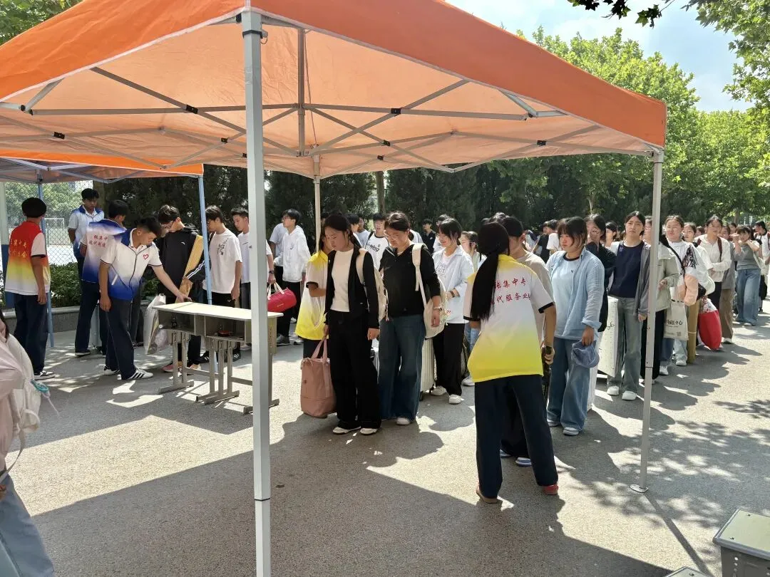 中考首日!铜山少年,加油!-第2张图片-四季读书网 中考首日!铜山少年,加油!-第2张图片-四季读书网