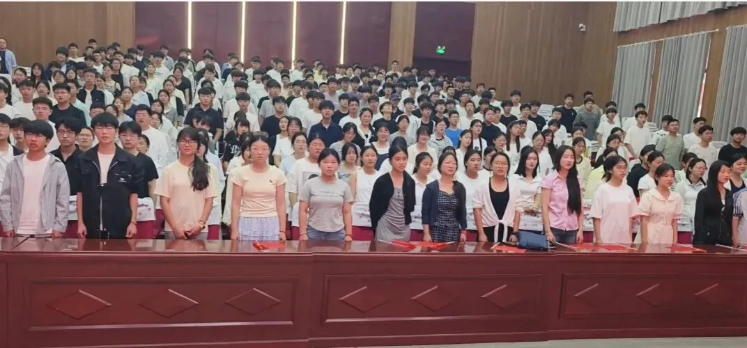 乘风破浪冲中考,披荆斩棘圆梦想 ——中考必胜-第12张图片-四季读书网