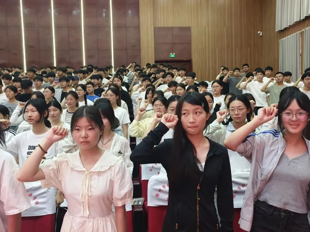 乘风破浪冲中考,披荆斩棘圆梦想 ——中考必胜-第23张图片-四季读书网