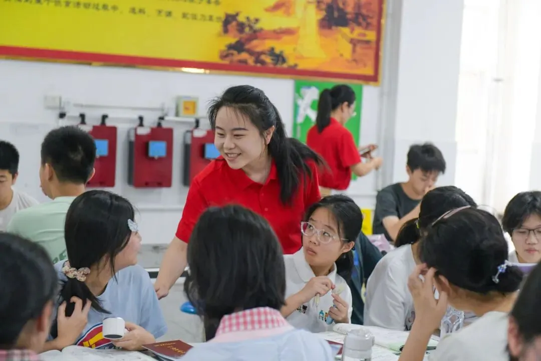 中考首日 | 三年砺剑,乘风逐梦-第14张图片-四季读书网
