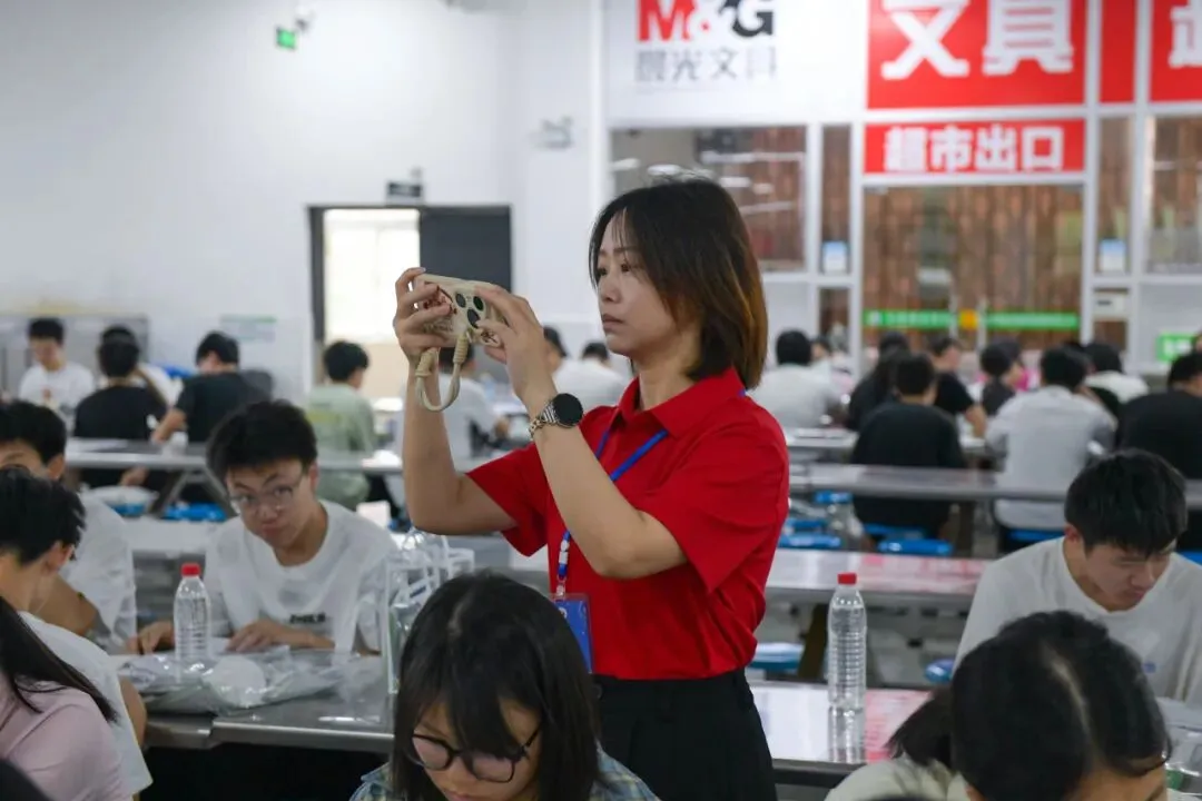中考首日 | 三年砺剑,乘风逐梦-第20张图片-四季读书网