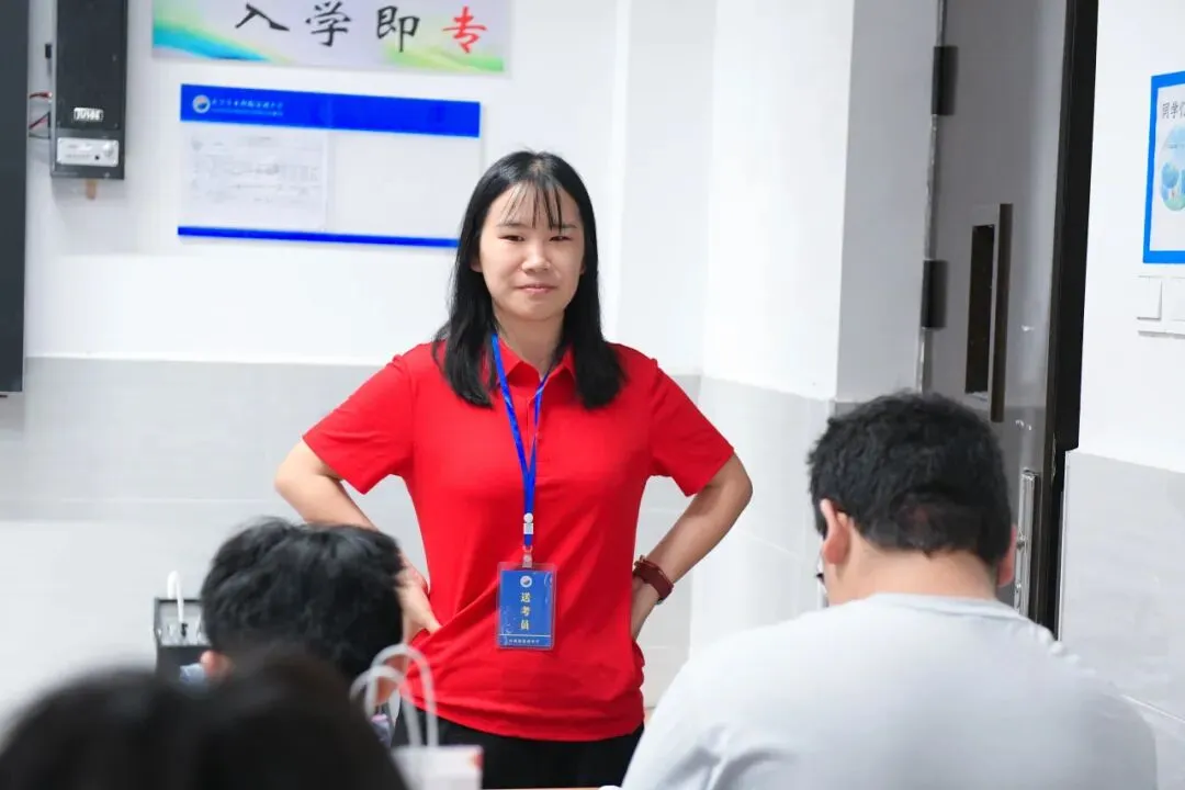 中考首日 | 三年砺剑,乘风逐梦-第28张图片-四季读书网