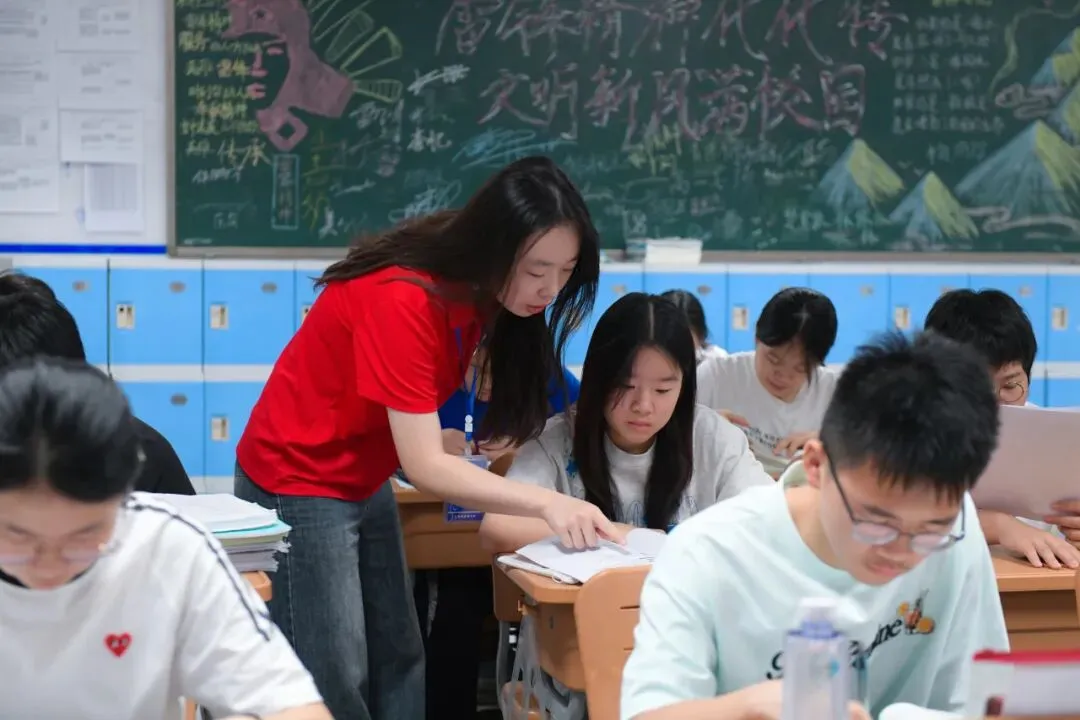 中考首日 | 三年砺剑,乘风逐梦-第34张图片-四季读书网