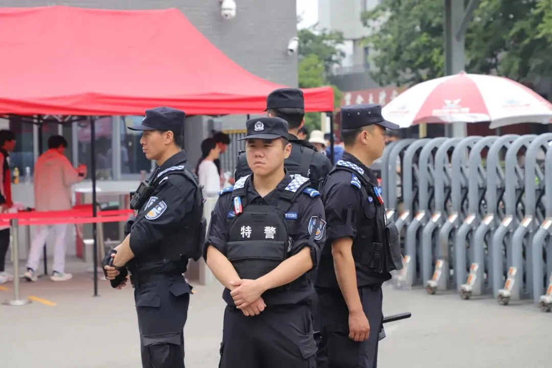 刚刚,2026徐州市中考作文题公布!-第26张图片-四季读书网 刚刚,2026徐州市中考作文题公布!-第26张图片-四季读书网