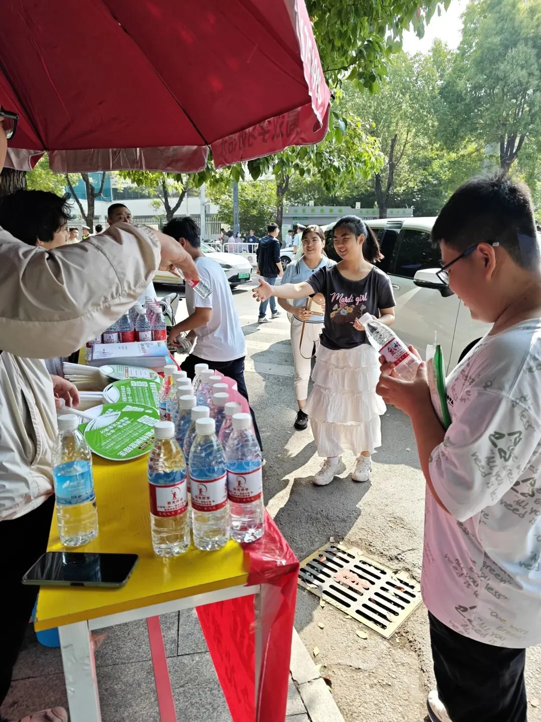 刚刚,2026徐州中考作文题目出炉-第6张图片-四季读书网 刚刚,2026徐州中考作文题目出炉-第6张图片-四季读书网