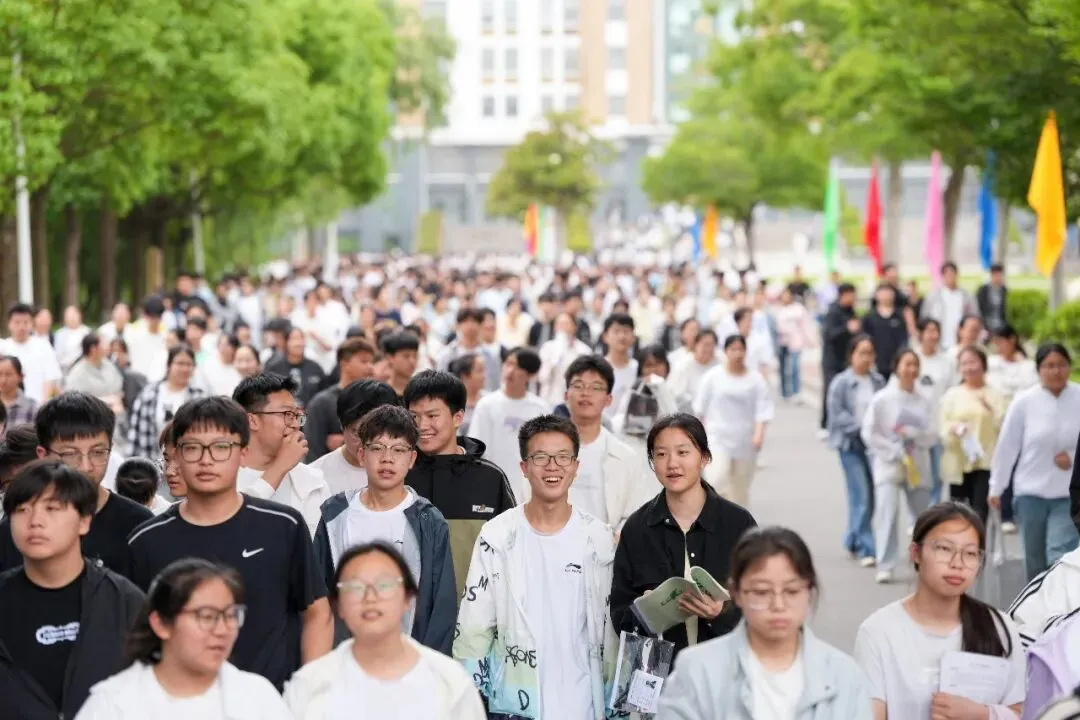 中考收官!射阳少年,未来可期-第4张图片-四季读书网