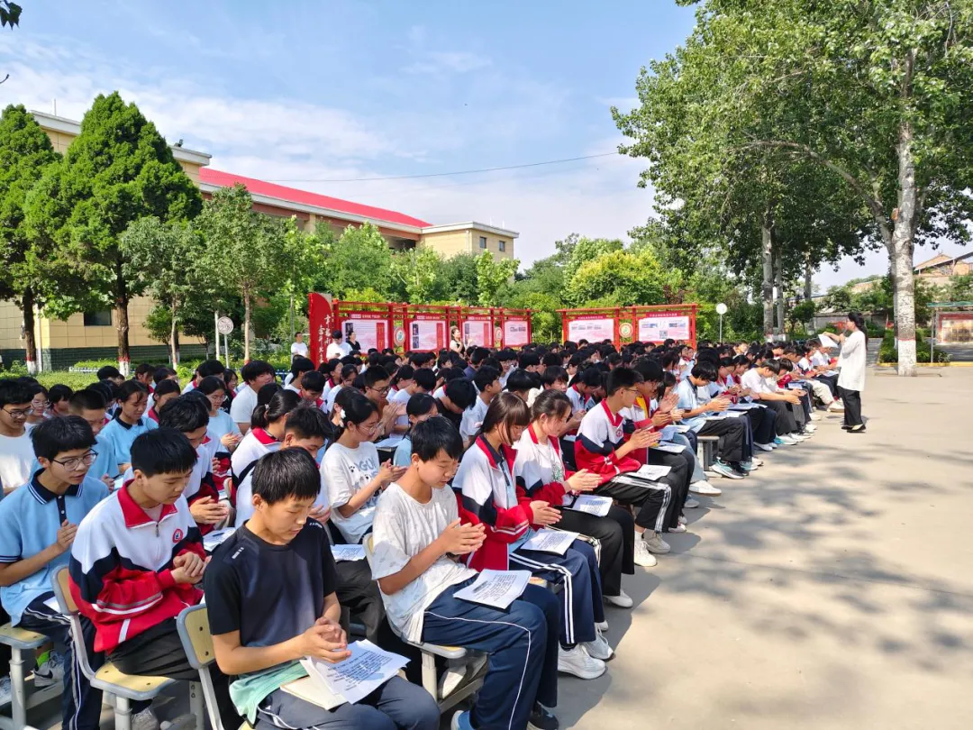 为心赋能 赢在中考|共青团陕西省委2026年“青春灯塔”公益巡讲走进大荔县韦林镇初级中学-第5张图片-四季读书网