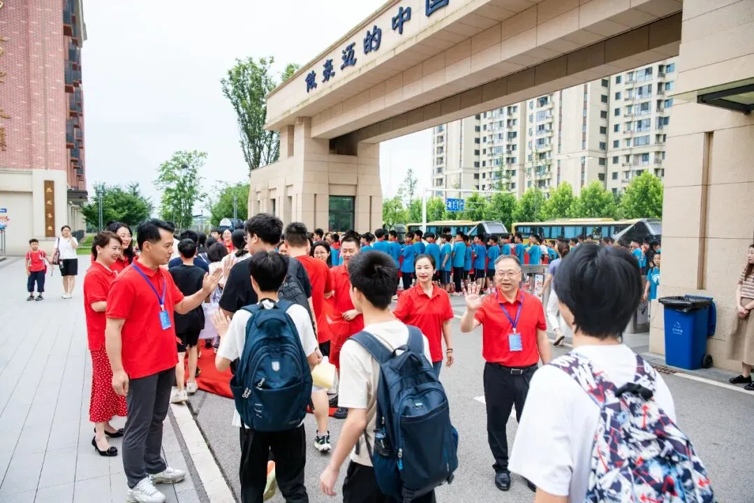 中考首日 | 麓岭少年,高歌出征!-第14张图片-四季读书网